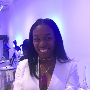 Meet your Posher, Kimonia